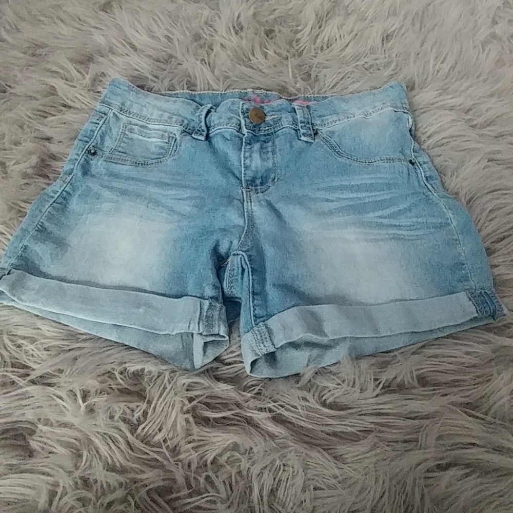 Girl shorts
